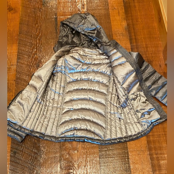 ANDREW MARC premium down packable jacket coat, puffer. Size small S - Picture 4 of 8